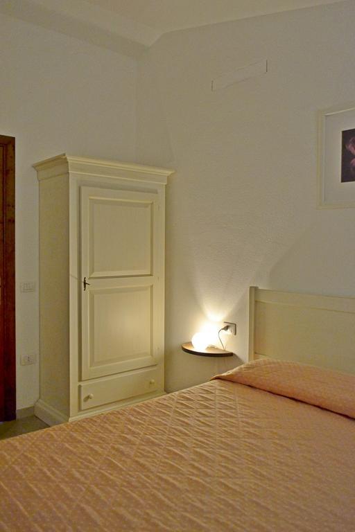 Gf Apartments La Vigna Бадези Стая снимка