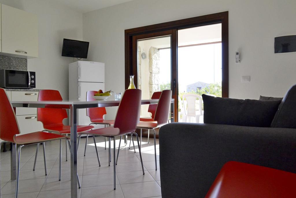 Gf Apartments La Vigna Бадези Стая снимка